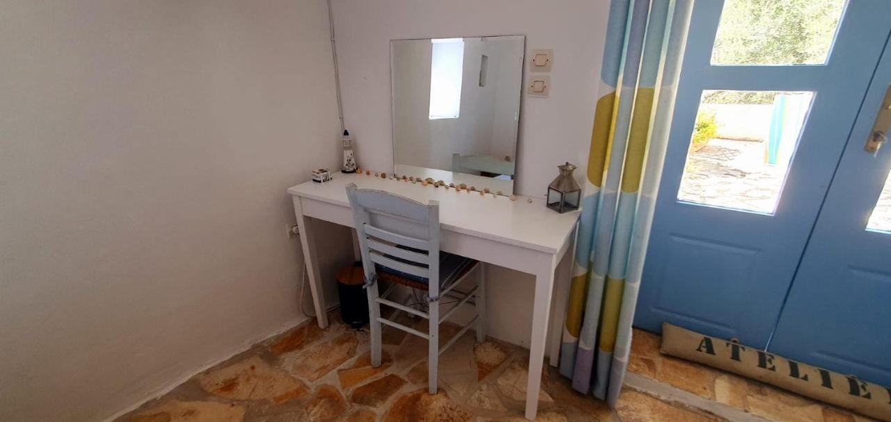 Maison Charme Avec Piscine Privee, Pres De La Mer A Sappounakeika, Tyros Sapounakeika ภายนอก รูปภาพ