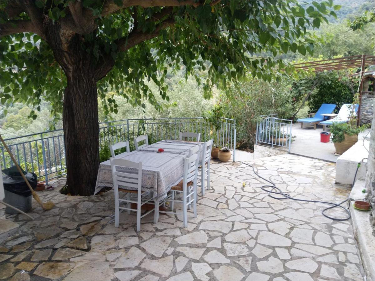 Maison Charme Avec Piscine Privee, Pres De La Mer A Sappounakeika, Tyros Sapounakeika ภายนอก รูปภาพ